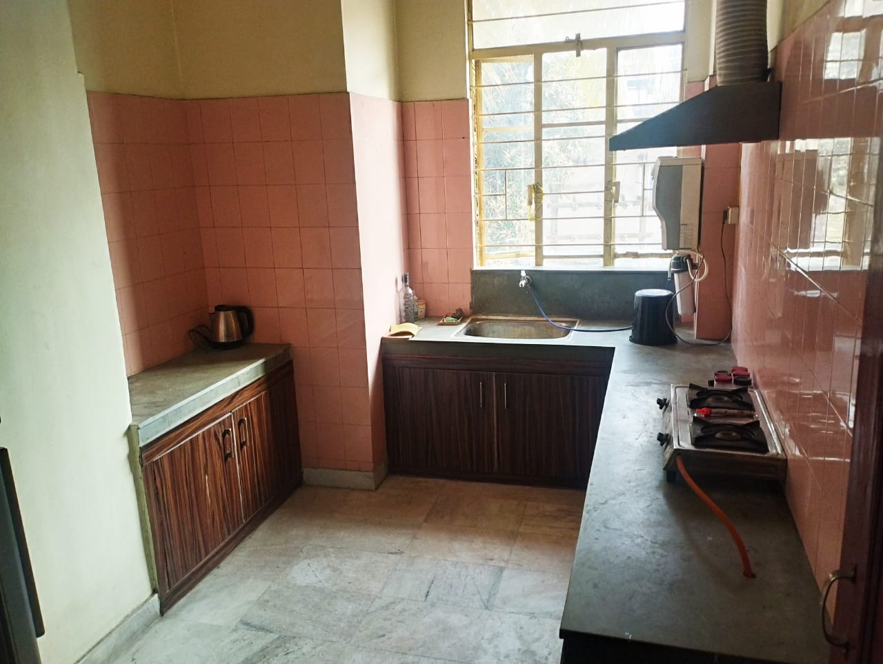 Fully Furnished 3bhk in Gita Mandir, Mother Teresa Road, Geeta Nagar, Guwahati, Assam, India for Rent